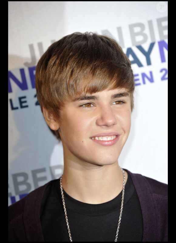 Justin Bieber à la première de son film Never Say Never, présenté au Grand Rex, à Paris, le 17 février 2011.