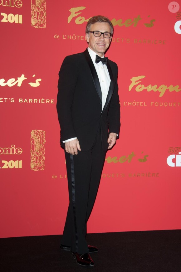 Christoph Waltz arrive au gala organisé au restaurant le Fouquet's à Paris, le 25 février 2011.