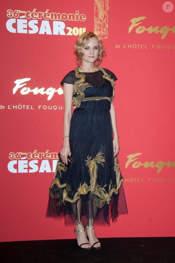 Diane Kruger arrive au gala organisé au restaurant le Fouquet's à Paris, le 25 février 2011.