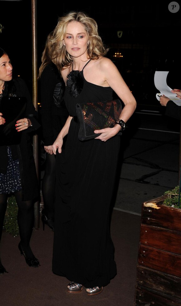 Sharon Stone au diner organisé par Chanel avant les Oscars au restaurant Madeos à Los Angeles, le 26 février 2011.