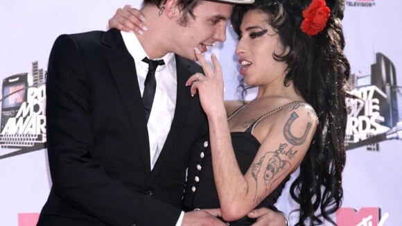 Amy Winehouse : Son ex-mari arrêté pour vol avec violence et détention d'arme !