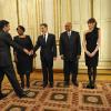 Le président Nicolas Sarkozy, son épouse Carla Bruni, le président sud-africain Jacob Zuma et son épouse lady Tobeka Madibaprior lors du dîner avec l'invité d'honneur le président d'Afrique du sud, à l'Elysée le 2 mars 2011 à Paris
 