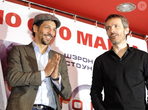 Tomer Sisley et Jérôme Salle lors de la conférence de presse à Moscou de Largo Winch II le 2 mars 2011