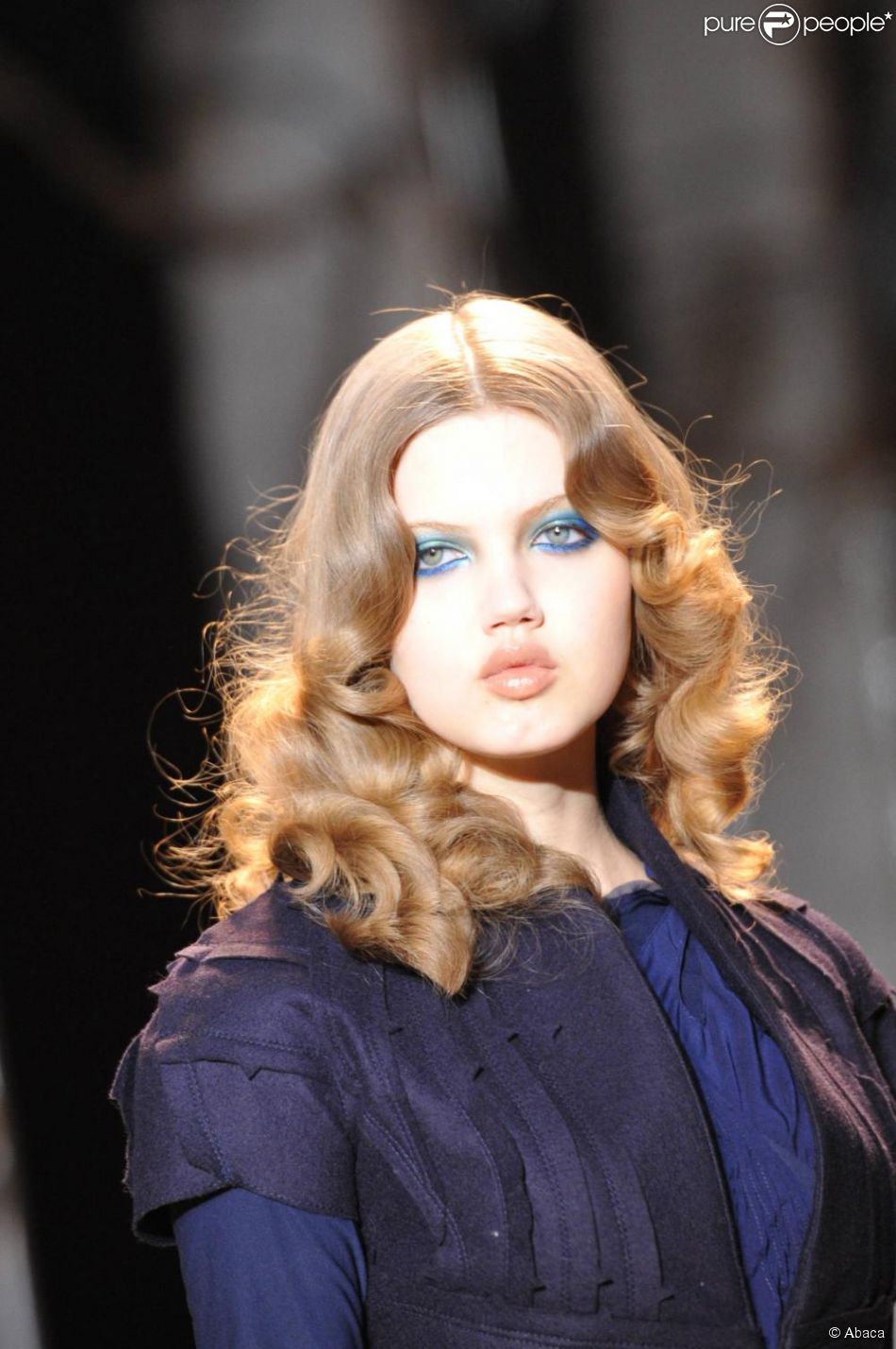 Lindsey Wixson Au Defile Zac Posen Durant La Fashion Week De Paris Le 3 Mars 11 Purepeople Lindsey Wixson Au Defile Zac Posen Durant La Fashion Week De Paris Le 3 Mars 11 Purepeople