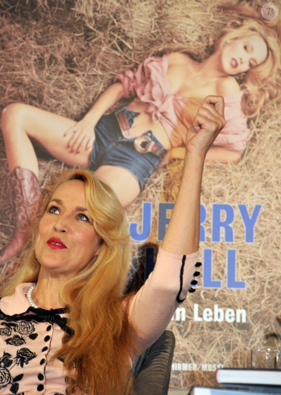 Le top model Jerry Hall présente sa biographie Jerry Hall : My Life in Pictures à l'Hôtel Bayerischer Hof à Munich en Allemagne le 3 mars 2011
 