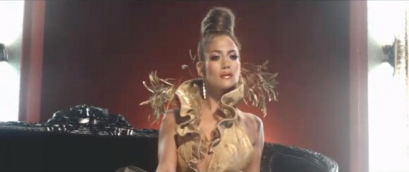 Images extraites du clip On The Floor de Jennifer Lopez, mars 2011