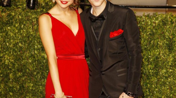 Justin Bieber, fou amoureux de Selena Gomez : "Elle est trop sexy !"