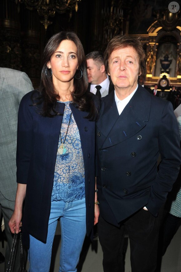 Paul McCarteny et Nancy au défilé Stella McCartney le lundi 7 mars 2011 à Paris