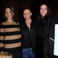 Natalia Vodianova, Stella McCartney et Liv Tyler au défilé Stella McCartney le lundi 7 mars 2011 à Paris