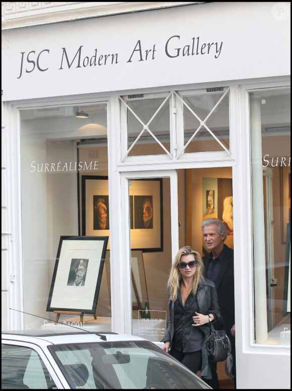 Kate Moss à Paris le 8 mars 2011
