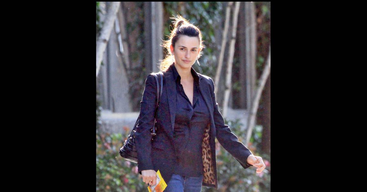 Penelope Cruz à Santa Monica, le 9 mars 2011 Purepeople
