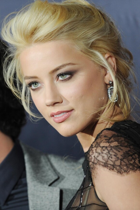 L'actrice Amber Heard devient égérie Guess pour la campagne automne/hiver 2010/2011
