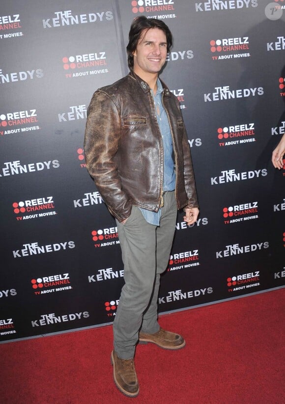 Tom Cruise à la première mondiale de la série The Kennedys, le 28 mars 2011, à Beverly Hills (Los Angeles, USA).