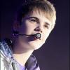 Justin Bieber se produit sur la scène de Bercy, mardi 29 mars 2011.