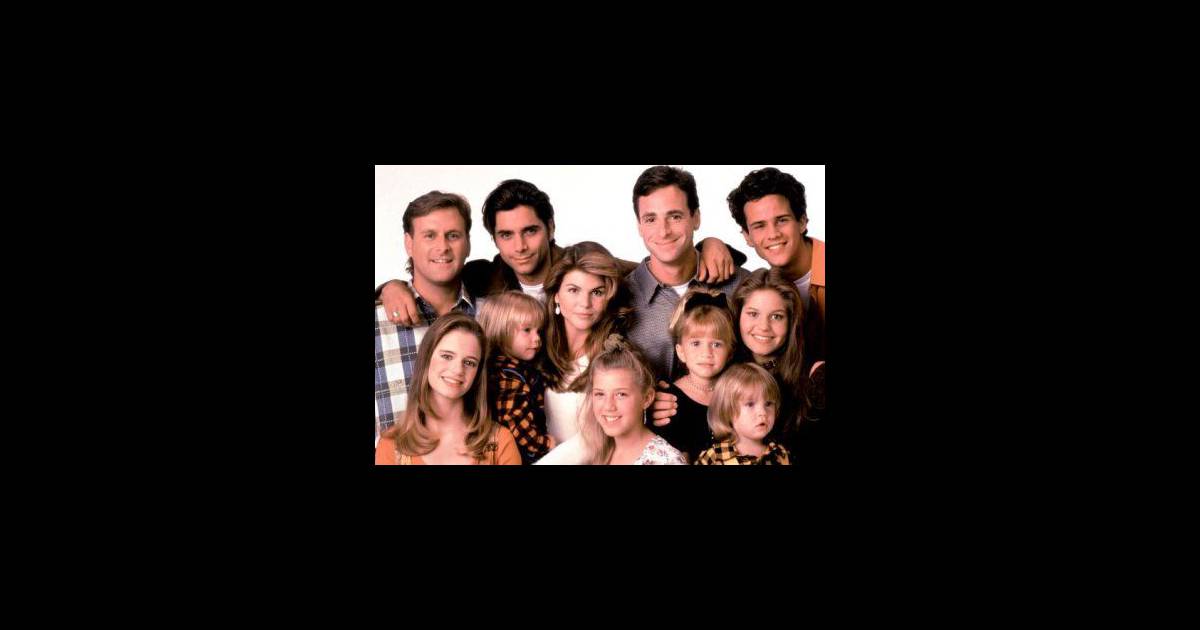 Oncle Jesse La Fete A La Maison John Stamos interprétait l'oncle Jesse dans la série culte La Fête à la