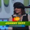Johnny Depp arrose le public de liquide vert, sur le plateau des Kids' Choice Awards 2011, samedi 2 avril 2011.