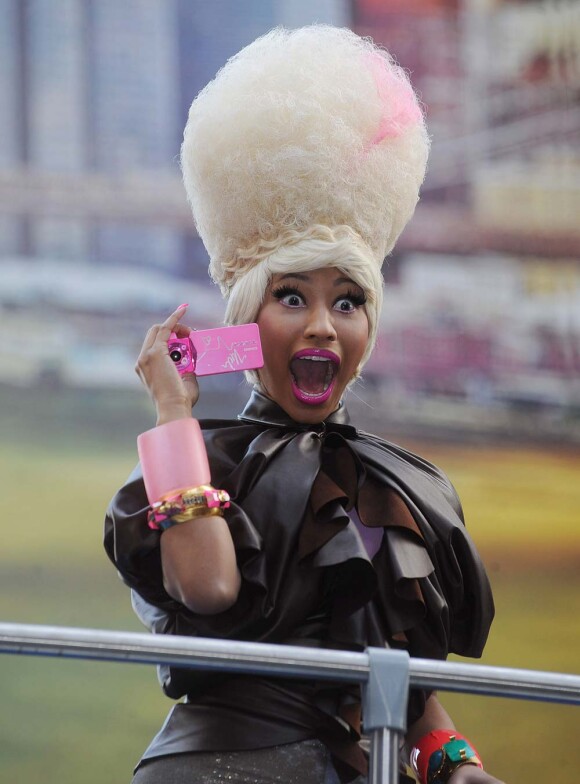 Nicki Minaj présente le Tryx de Casio à New York, le 7 avril 2011.