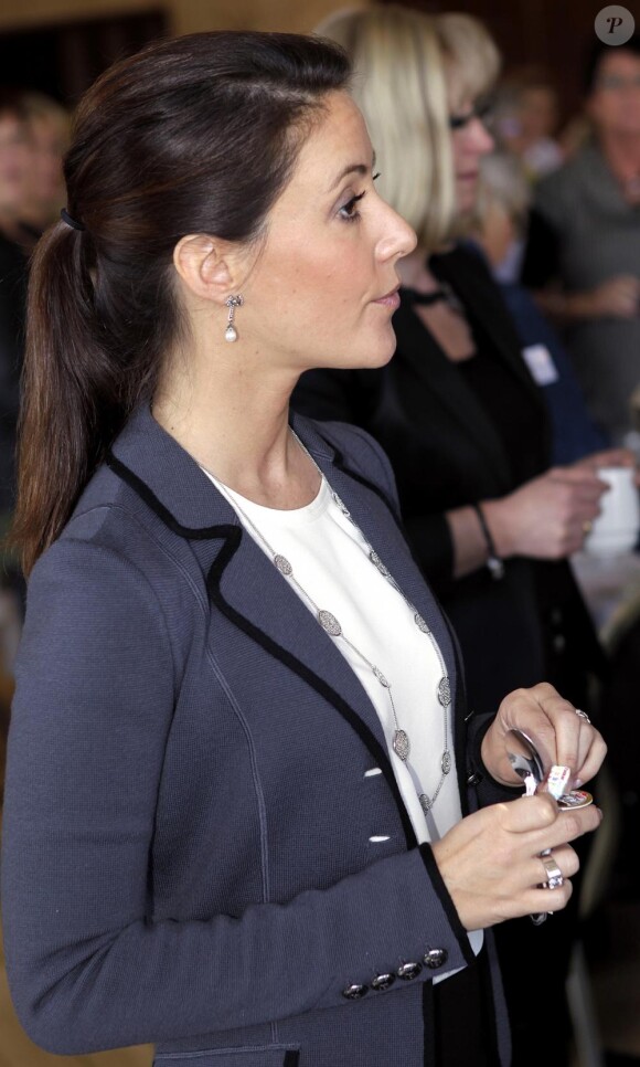 Marie de Danemark à l'ouverture de la conférence nationale des femmes d'affaires, le 9 avril 2011