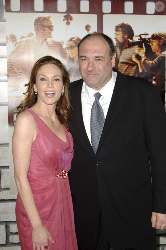 Diane Lane et James Gandolfini lors de l'avant-première du téléfilm Cinema Verite à Los Angeles le 11 avril 2011