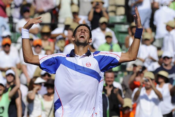 Novak Djokovic (photo : avril 2011, Masters de Miami), pas en lice dans le tournoi, a malgré tout contribué au succès de la traditionnelle soirée des joueurs (le 13 avril) du tournoi de Monte-Carlo, travesti ! Le Djoker est le champion des pitreries.