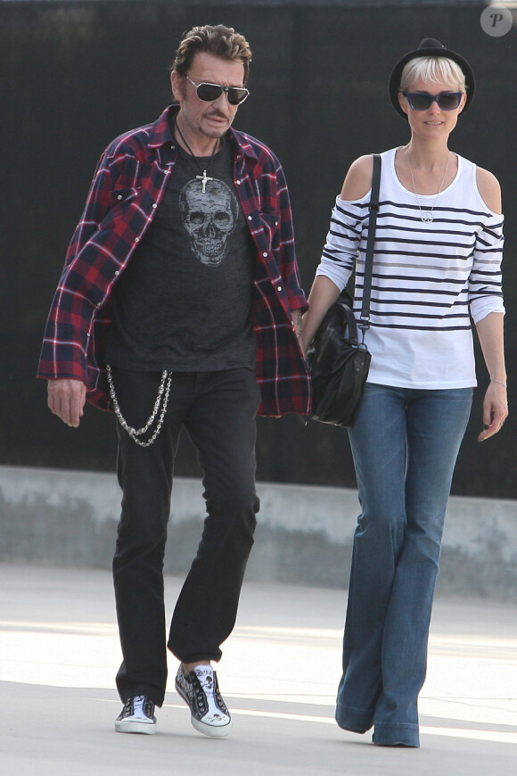 En toute simplicité avec une touche rock'n'roll : Johnny et Laeticia Hallyday à Los Angeles le 5 avril 2011