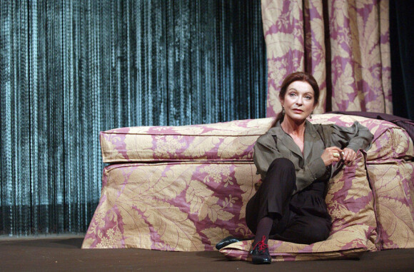 Marie-France Pisier au théâtre dans Chère maître en 2004