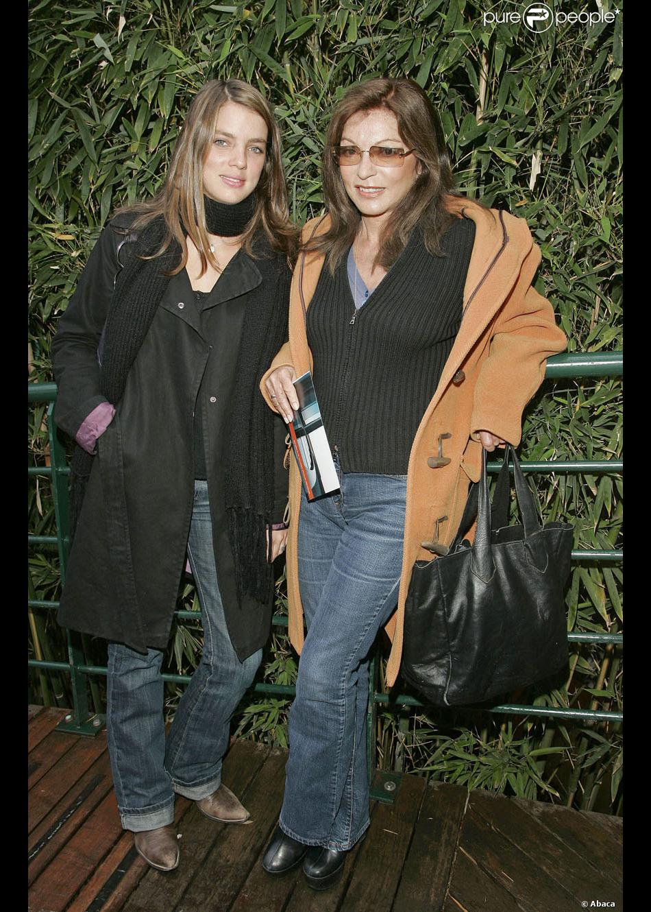 Marie France Pisier Et Sa Fille Iris En 2006 A Roland Garros Purepeople