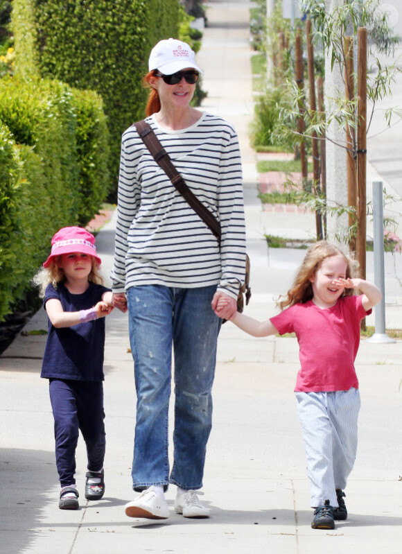 Marcia Cross et ses filles Eden et Savannah à Los Angeles le 17 avril 2011