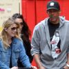 Ellen Pompeo se baladant à Soho, New York avec son mari Chris Ivery, leur fille Stella Luna et une amie, le 2 mai 2011.