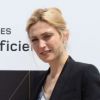 Julie Gayet sur la plage du Majestic 64 lors du festival de Cannes le 12 mai 2011