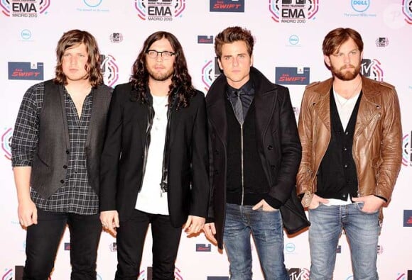 Kings of Leon pose lors des MTV Europe Music Awards à Madrid en novembre 2010