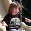 Le petit Quinn passe un très bon moment avec sa mère Sharon Stone au Coldwater Park à Beverly Hills à Los Angeles le 14 mai 2011