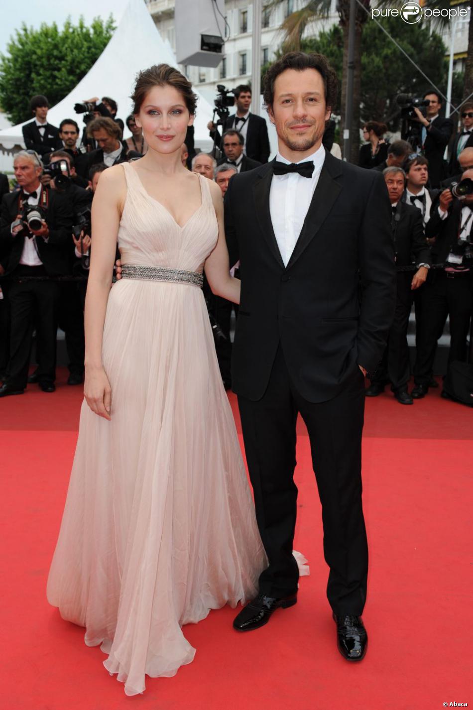 Stefano Accorsi Et Laetitia Casta Separation Laetitia Casta et Stefano Accorsi avant la montée des marches, pour la