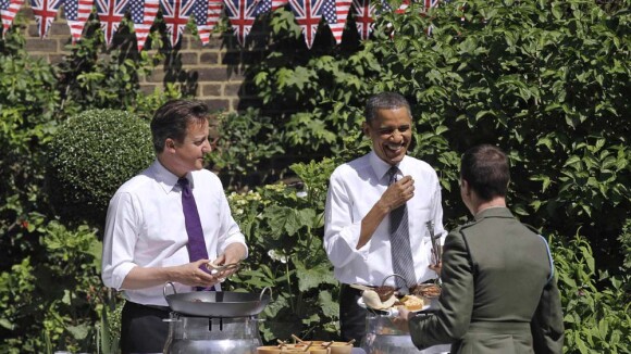 Barack Obama et David Cameron : Le barbecue, c'est juste pour la photo !