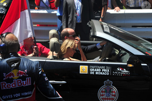 Le prince Albert et Charlene Wittstock lors du Grand Prix de Monaco le 29 mai 2011