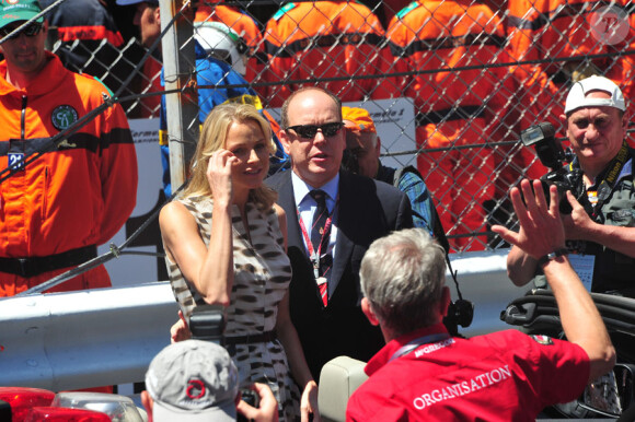 Le prince Albert et Charlene Wittstock lors du Grand Prix de Monaco le 29 mai 2011