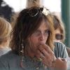 Steven Tyler a déjeuné avec des amis dans un restaurant de West Hollywood le 21 mai 2011.