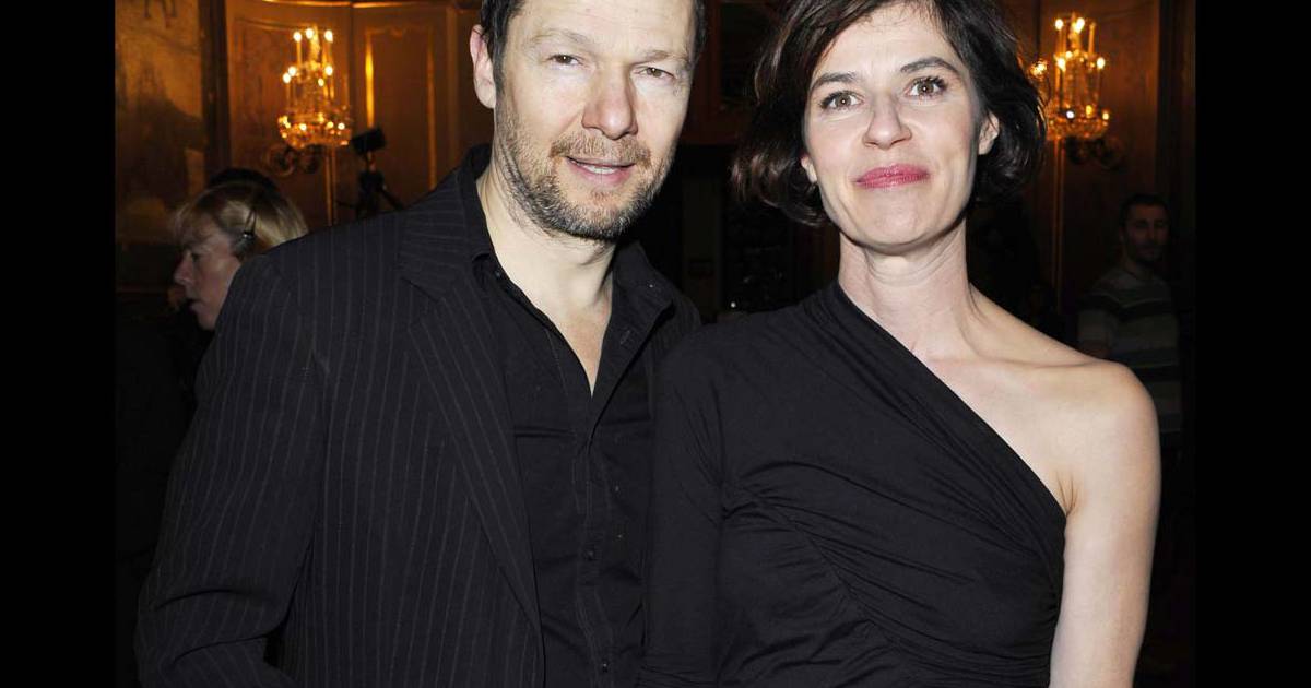 Jérôme Kircher et Irène Jacob, à Paris, le 14 janvier 2011. Purepeople