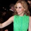 Kylie Minogue sort de la soirée organisée en son honneur avec une autre tenue : une robe courte verte qui lui sied à ravir... Une vraie star ! Sydney, 6 juin 2011
