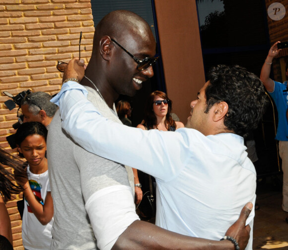 Omar Sy et Jamel Debbouze lors de la conférence de presse d'ouverture du festival Le Marrakech du rire au Maroc le 9 juin 2011