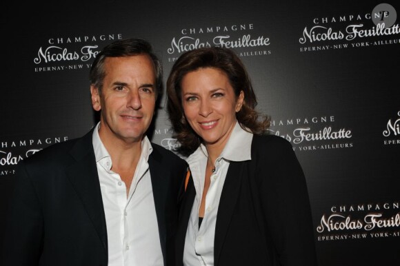 Corinne Touzet et Bernard de la Villardière lors du 35e anniversaire des champagnes Nicolas Feuillate à la maison de l'architecture le 9 juin 2011