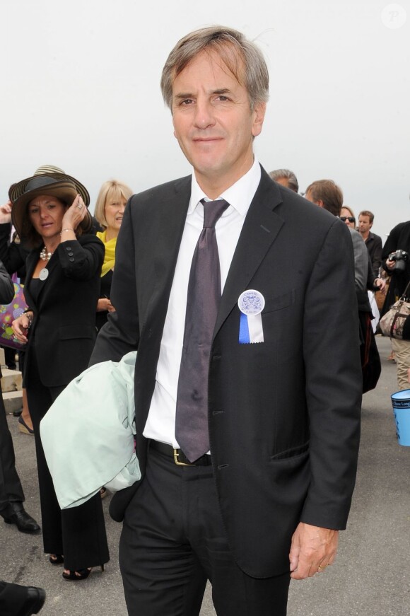 Bernard de La Villardière assiste au Prix de Diane à l'hippodrome de Chantilly le 12 juin 2011