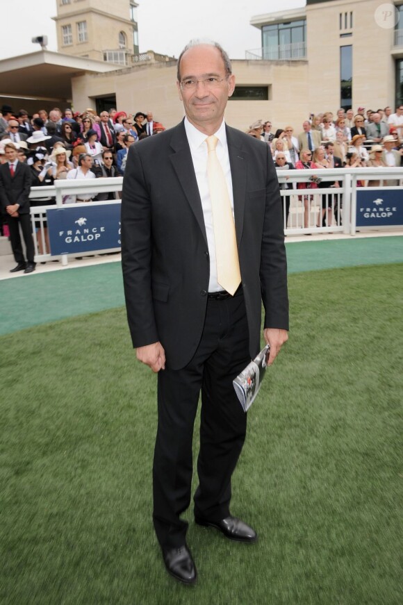 Eric Woerth au Prix de Diane à l'hippodrome de Chantilly le 12 juin 2011