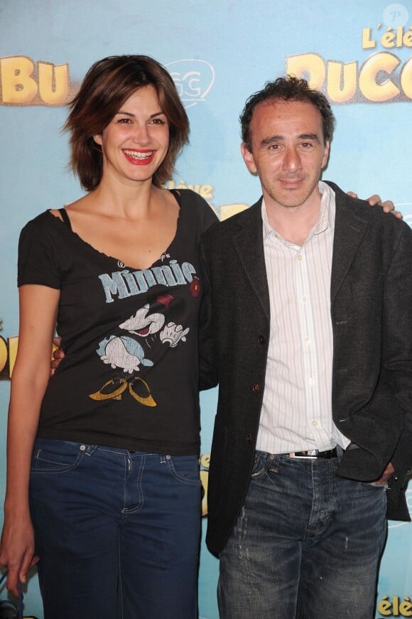 Helena Noguerra et Elie Semoun lors de l'avant-première de la comédie L'élève Ducobu qui s'est tenue au Grand Rex, à Paris, le 12 juin 2011.