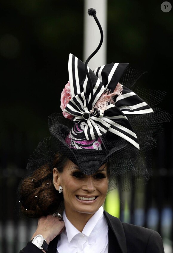 Royal Ascot, jour 2, mercredi 15 juin 2011. La styliste d'origine danoise Isabell Kristensen s'est mise en valeur.