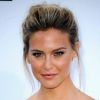 Bar Refaeli pose lors de la soirée amfAR à Cannes en mai 2011