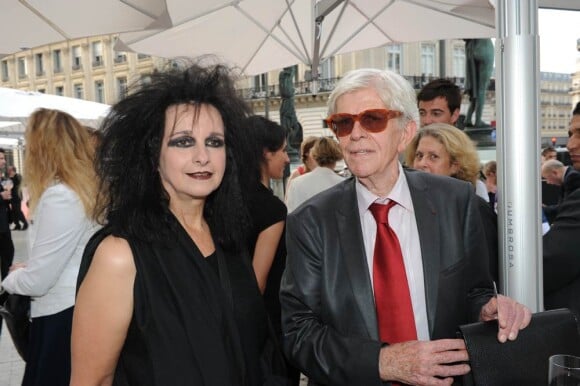 Odile Decq et Henry Chapier à l'inauguration du restaurant du Palais Garnier, à Paris, le 27 juin 2011.