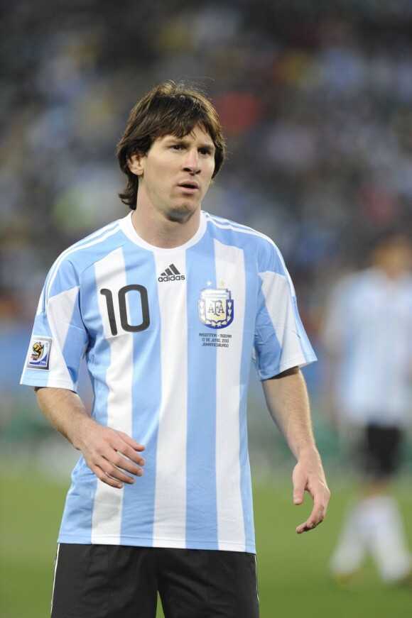 Leo Messi jouant sous les couleurs de l'Argentine durant le Mondial 2010 en Afrique du Sud. 