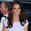 Kate Middleton : encore un look impeccable à son arrivée à la soirée de gala des BAFTAs, au Belasco Theatre, à Los Angeles. Le 9 juillet 2011