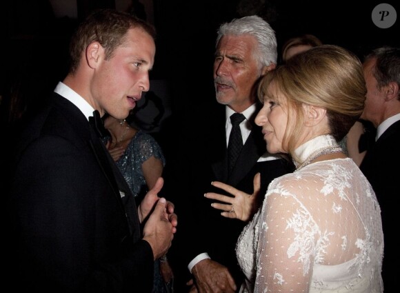 Le prince William et Kate Middleton ont rencontré les vedettes  d'Hollywood lors des BAFTAs à Los Angeles le 9 juillet 2011. Ici, avec Barbra Streisand
